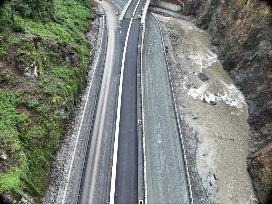 Ayder Yolu
