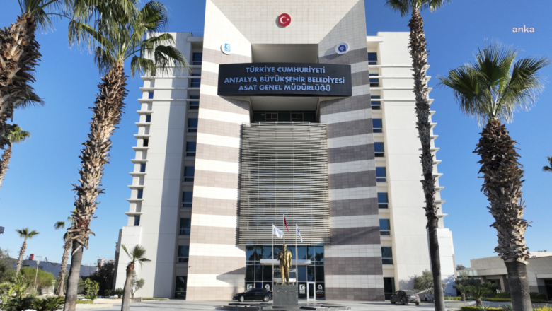 deniz yüzeyindeki renk değişimi